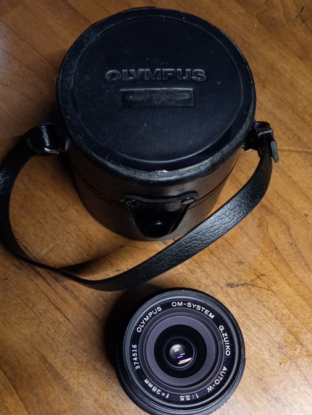 Olympus G.Zuiko 28mm f/3.5 Wide-Angle Lens in Black